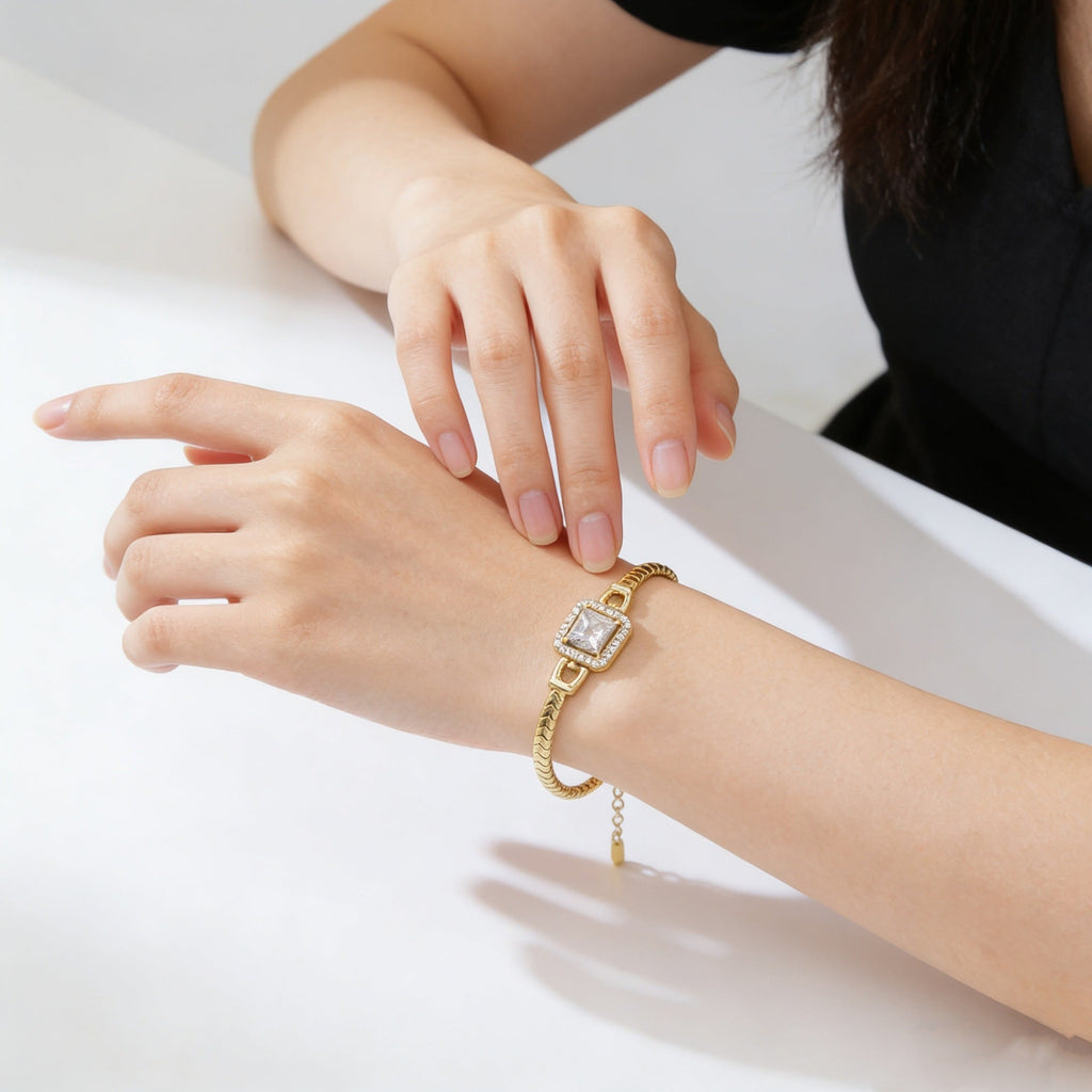 Slang ketting armbandaccenten met diamant en halo