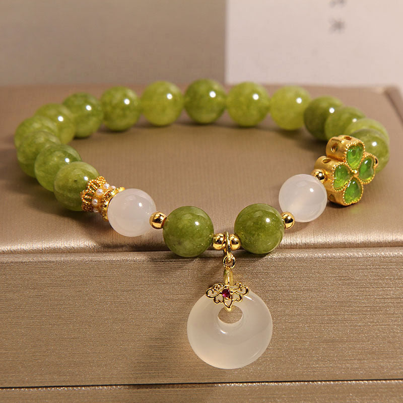 Groene natuurlijke klavertjevier klaver steenarmband met smaragd en jade