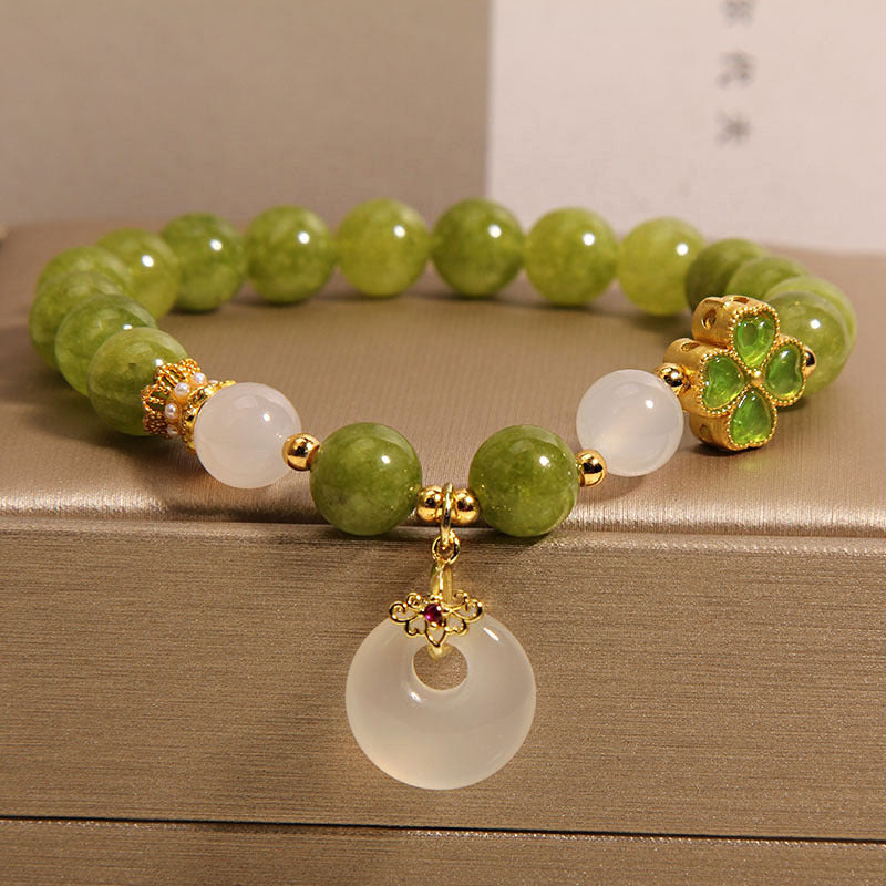 Groene natuurlijke klavertjevier klaver steenarmband met smaragd en jade
