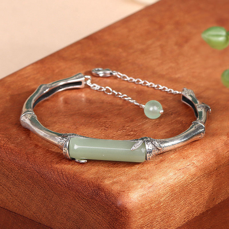 Natuurlijke bamboe blad steenarmband met smaragd en jade
