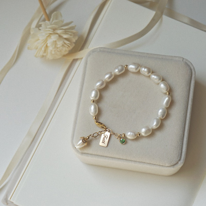 Kristalarmband met zoetwater en parel