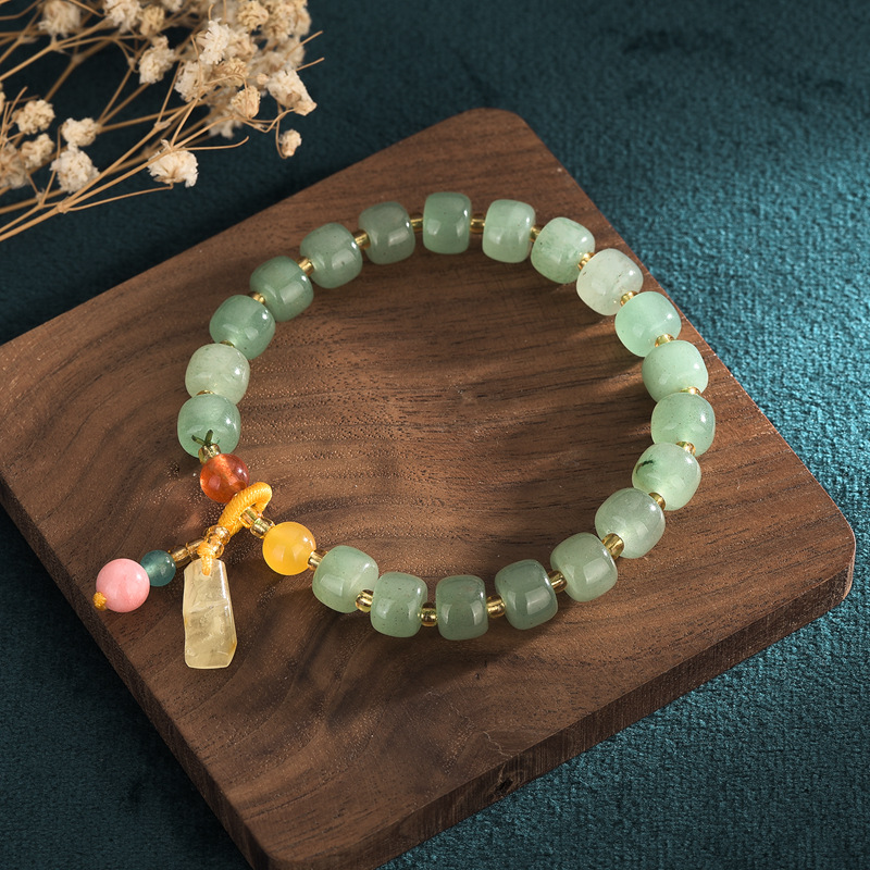 Natuurlijke gekleurd steenarmband met kristal, smaragd en jade