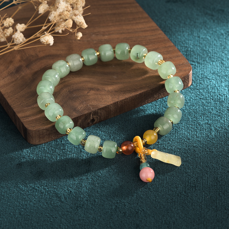 Natuurlijke gekleurd steenarmband met kristal, smaragd en jade