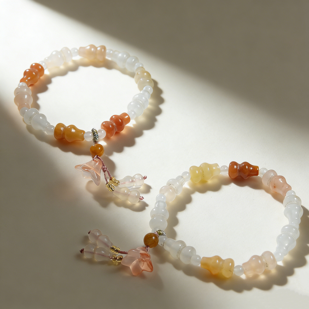 Natuurlijke kralen armbandserie met jade