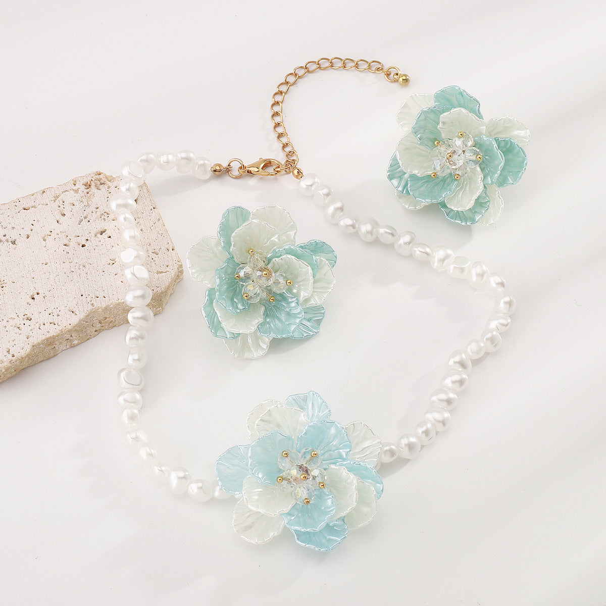 Camelia ketting oorbelset met parel