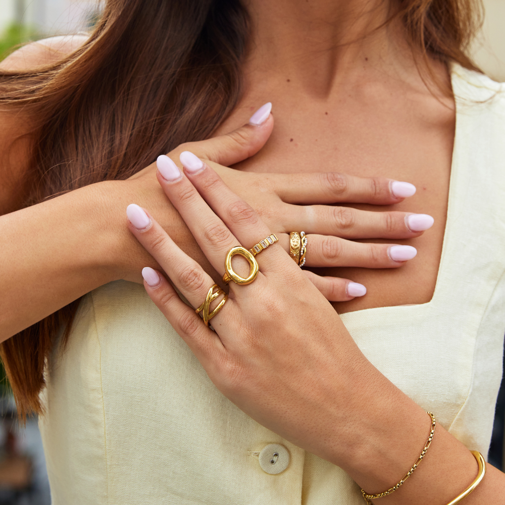 Vina gesmolten gouden ring