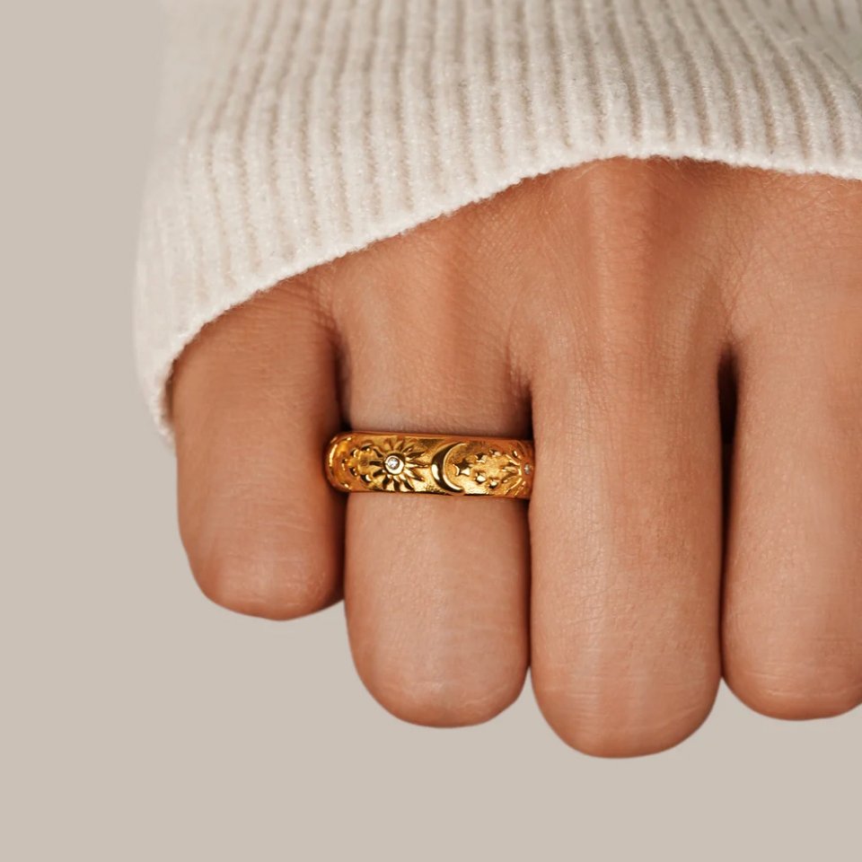 Hemelse gouden ring