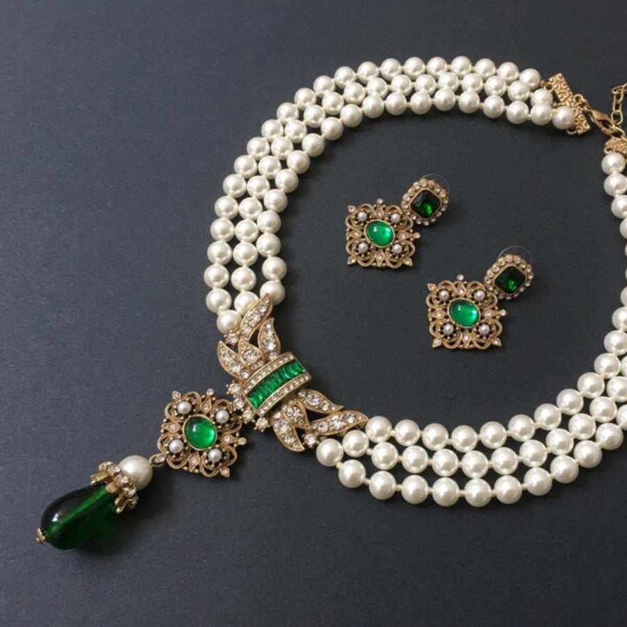 Groene vintage ketting oorbellenset met agaat en parel
