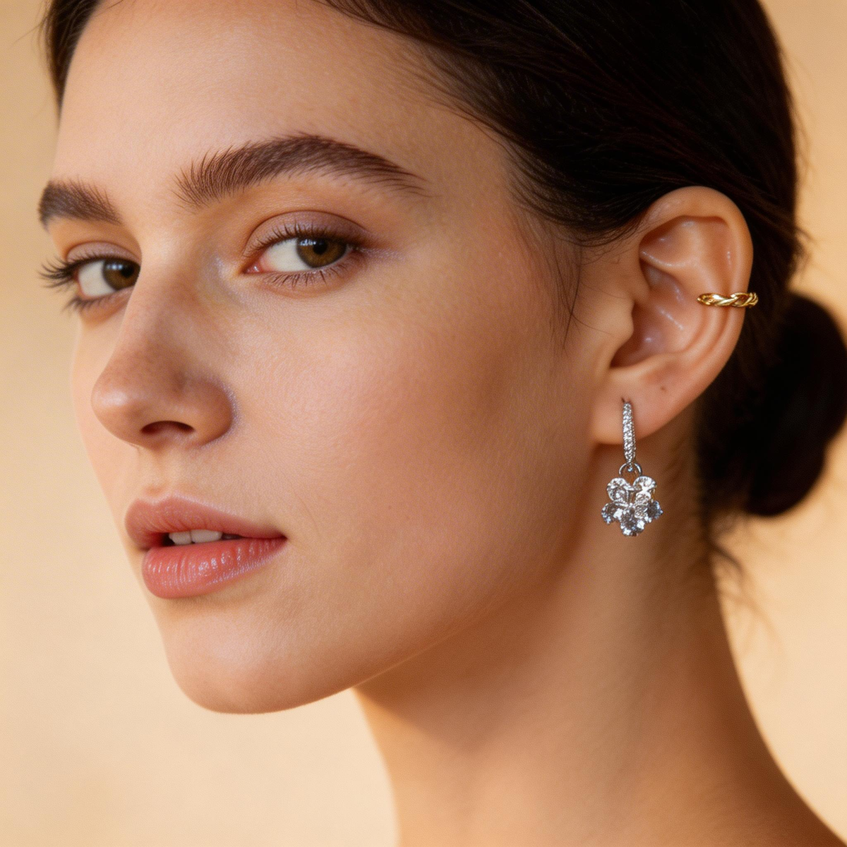 Elegante dubbellaagse bloesemoorhangers