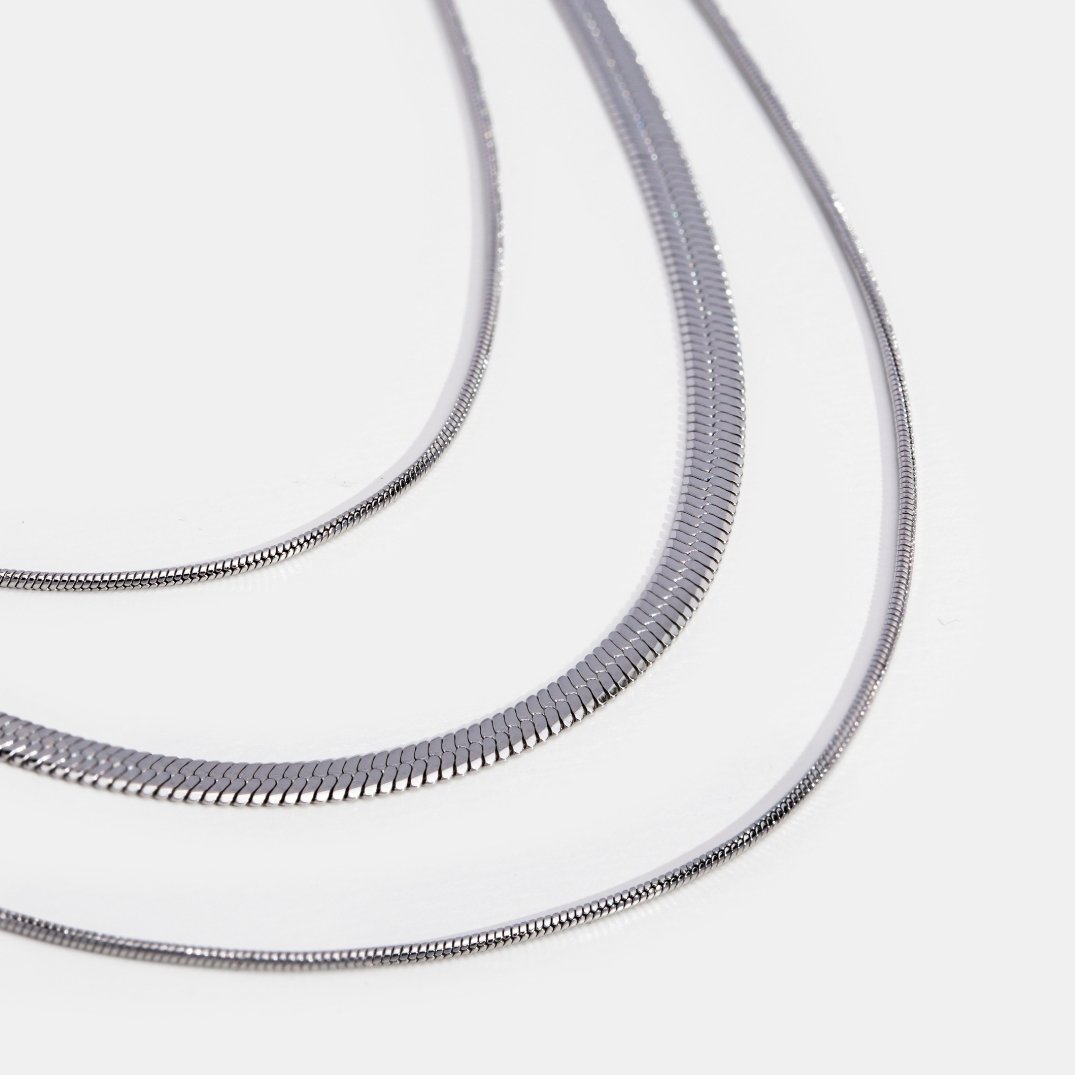 Meerlaagse zilveren ketting